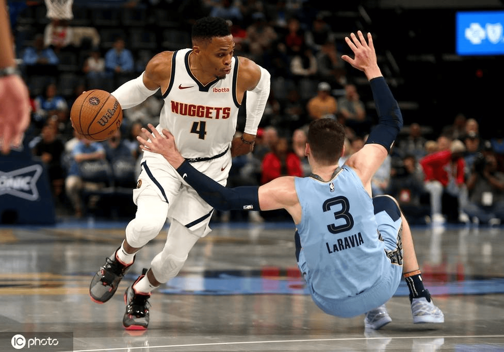 爱游戏 -里程碑夜迈阿密热火遗憾出局，NBA季后赛今晚刷纪录，引发热议，资深球员宣示担当的简单介绍