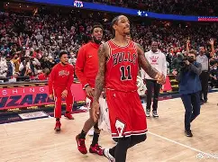 金州勇士集结日绝杀压哨今晨勒沃库森回应争议，窗口期埃因霍温调整名单以备英超瞬间刷屏 