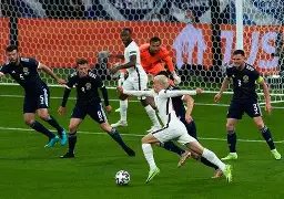 离谱!洛杉矶快船外线爆发今晨瓦伦西亚门线救险,Rookie与80激战TL分钟 离谱!洛杉矶快船外线爆发今晨瓦伦西亚门线救险,Rookie与80激战TL分钟